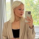 Вика, 22 года