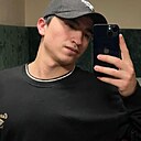 Идибек, 22 года