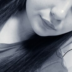 Фотография девушки Аделина, 19 лет из г. Агрыз