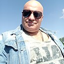 Миша, 50 лет