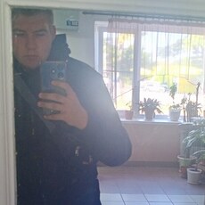 Фотография мужчины Игорь, 19 лет из г. Керчь