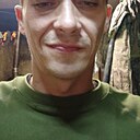 Илья, 33 года