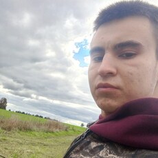 Фотография мужчины Лёва, 19 лет из г. Ижевск