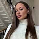 Полина, 23 года