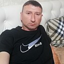 Rys Lan, 38 лет