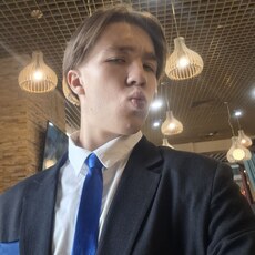 Дима, 18 из г. Екатеринбург.