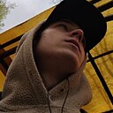 Максим, 21 год