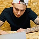 Данис, 24 года