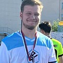 Максим, 24 года