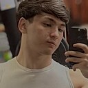 Yunus, 22 года