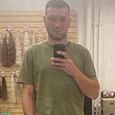 Илья, 32 года