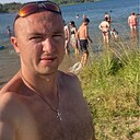 Roman, 33 года