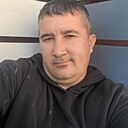 Каромат, 44 года