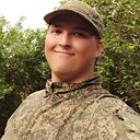 Диниил, 22 года