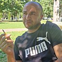 David, 44 года