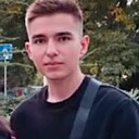 Максим, 25 лет