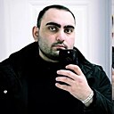 Янис, 24 года