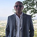 Юрий, 40 лет