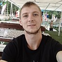 Паша, 24 года