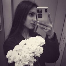 Фотография девушки Вероника, 18 лет из г. Санкт-Петербург