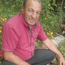 Мнацакан, 62 года