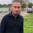Шамиль, 23 года
