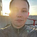 Роман, 25 лет