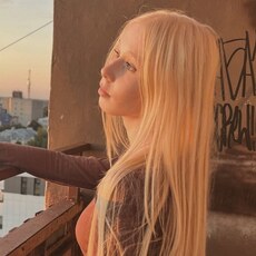 Фотография девушки Катя, 18 лет из г. Орел