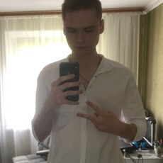 Фотография мужчины Дмитрий, 23 года из г. Краснотурьинск