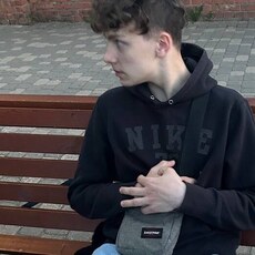 Фотография мужчины Артем, 21 год из г. Киров