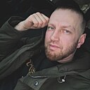 Валера, 32 года