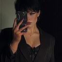 Adel, 24 года