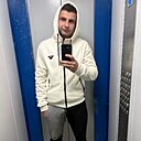 Виктор, 24 года