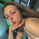 Виктория, 18 лет