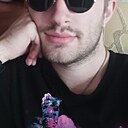 Денис, 23 года