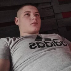 Фотография мужчины Олег, 19 лет из г. Красноярск