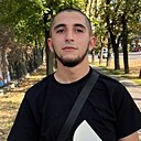 Роман, 19 лет