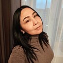 Рания, 44 года