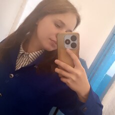 Фотография девушки Вика Огнева, 19 лет из г. Мариинск