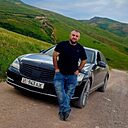 Н С, 33 года