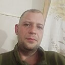 Илья, 33 года