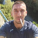 Мах, 33 года