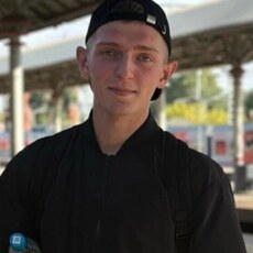 Фотография мужчины Миша, 20 лет из г. Орехово-Зуево