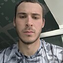 Максим, 23 года