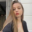 Ксения, 22 года