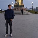 Миша, 51 год