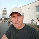 Виктор, 61 год