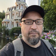 Фотография мужчины Виталик, 45 лет из г. Варшава