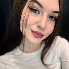Фотография девушки Елизавета, 21 год из г. Санкт-Петербург