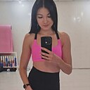Ella, 33 года